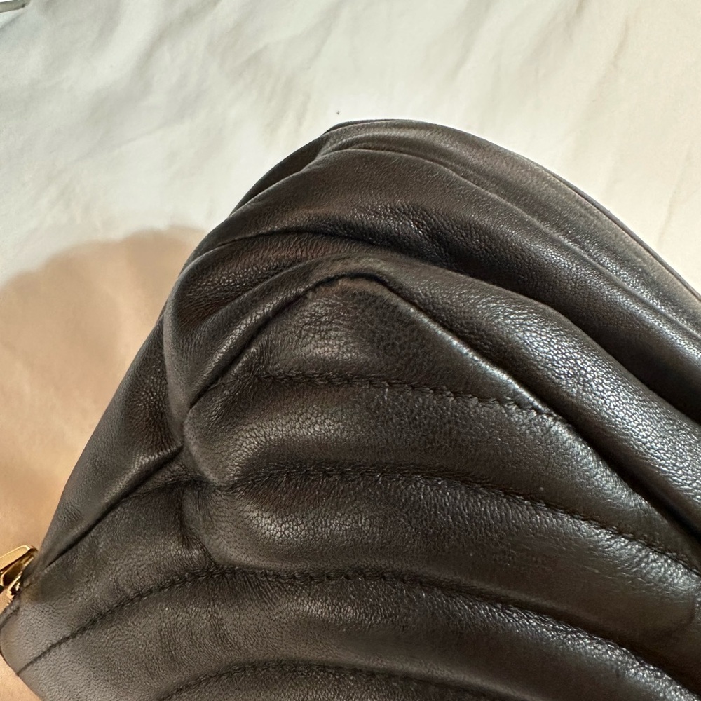 HENRI BENDEL NO. 7 PETITE QUILTED SHOULDER BAG W/ GOLD CHAIN TURQUOISE INTERIOR - Picture 10 of 17